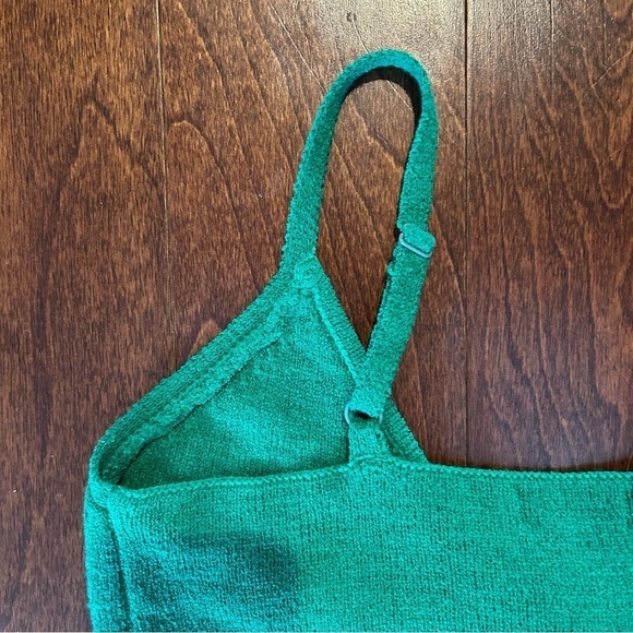 LUSH Babe Attire Green Sleeveless Cutout Knit Midi Dress in Kelly Green, SizeM - Picture 15 of 16